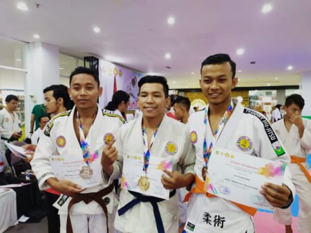 Mewakili Malang Raya, siswa SMK Cendika Bangsa Juara Jutjistu Tingkat Nasional Siswa SMK Cendika Bangsa juara Jutjitsu tingkat nasional