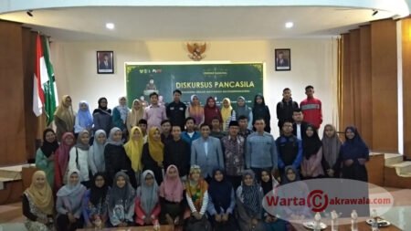 Diskursus Pancasila: Universitas Raden Rahmat Gelar Seminar Seminar diskursus Pancasila Pusat Studi Pemikiran Pancasila (PSPP) unira