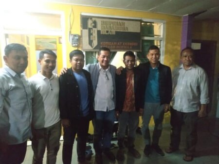 Gentle: Kapolresta Malang Meminta Maaf HMI korkom Uiversitas Merdeka Malang bersama Kapolresta Malang