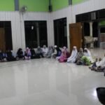 Menyambut Maulid Nabi, Mahasiswa KKN Mengajak Warga Gelar Diba’