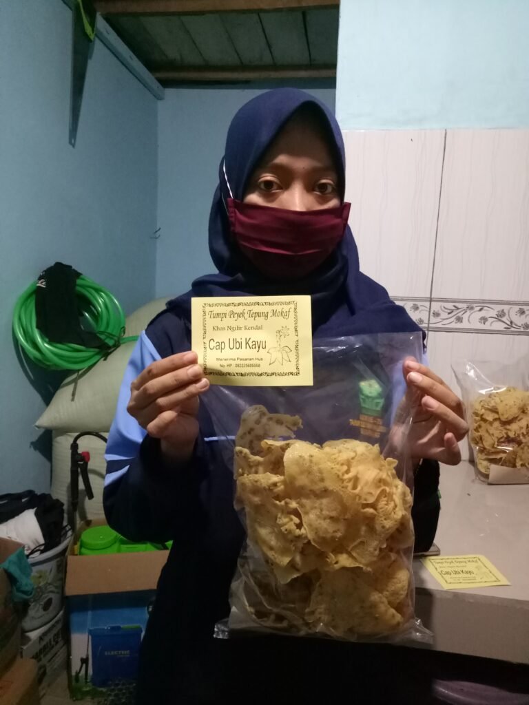 Mahasiswa KKN UIN Walisongo Melakukan Pendampingan UMKM