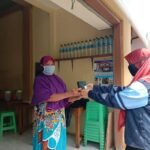 Antisipasi Krisis Pangan, Mahasiswa KKN UIN Walisongo Bagikan Bibit Sayur Gratis