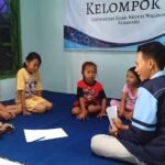 Mahasiswa UIN Walisongo Edukasi Siswa Penggunaan Ponsel