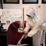 Mahasiswa Ilmu Keperawatan UMM Turun Tangan Jadi Relawan RSU UMM