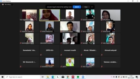 Tingkatkan Semangat Moderat, Mahasiswa KKN UIN Walisongo Gelar Webinar