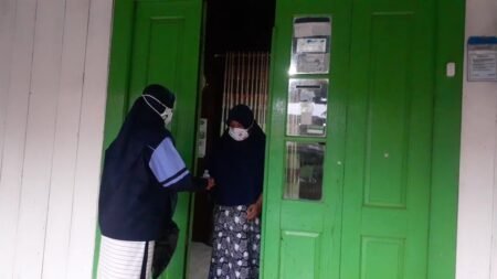 Unik, Mahasiswa KKN UIN Walisongo Buat Program Jogo Tonggo