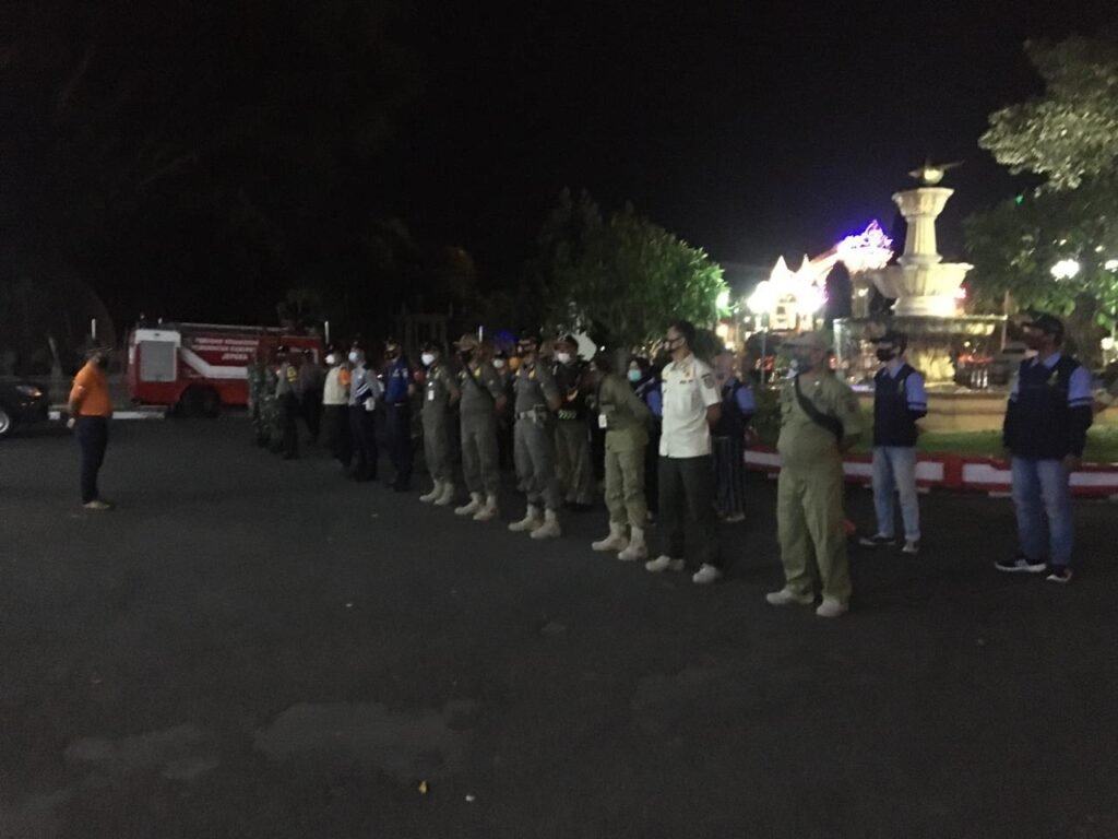 Bersama Aparat dan Pemda Mahasiswa UIN Walisongo Galar Razia Yustisi