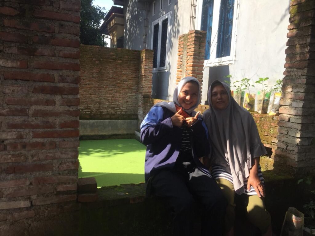 Asyiknya Budidaya Tanaman Azolla di Rumah Sendiri