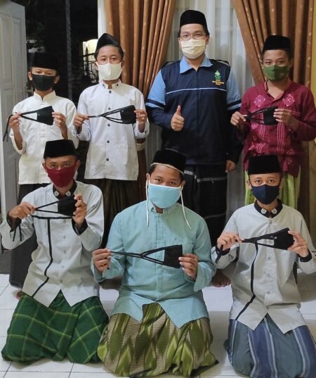 Mahasiswa UIN Walisongo Sosialisasikan Pentingnya Memakai Masker