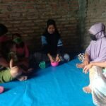 Mahasiswa KKN UIN Walisongo Melakukan Pelatihan Pembuatan Handsanitizer
