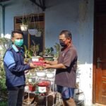 Peserta KKN UIN Walisongo Semarang Bagi Masker dan Adakan Tempat Cuci Tangan