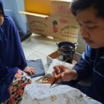 Potret Batik Korasi Khas Desa Giri