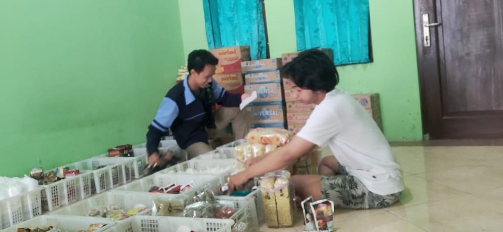 Gandeng Perangkat Desa, Mahasiswa KKN UIN Walisongo Bantu Perekonomian Masyarakat