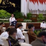 Presiden Jokowi Resmi Teken UU Cipta Kerja