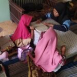 Mahasiswa KKN UIN Walisongo Ajarkan Anak Mengaji