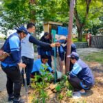 Mahasiswa KKN Sumbang Papan Jalan untuk Desa
