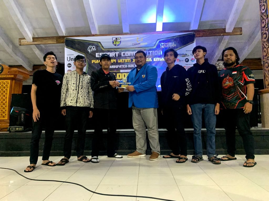 Ini Dia Pemenang Kompetisi Esports Piala KNPI Jatim dan Forda Emas