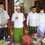 Di Depan Kiai Marzuki Mustamar, Sanusi Tanda Tangani Pakta Setia pada NU