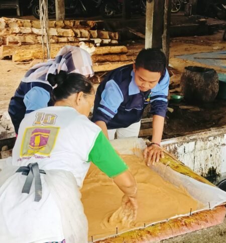 Unik, Warga Desa Plajan Olah Pohon Aren Jadi Tepung Sagu