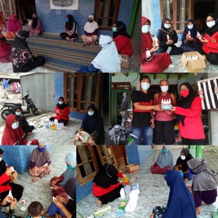 Mahasiswa Untag Latih Warga Membuat Produk Hand Sanitizer Alami