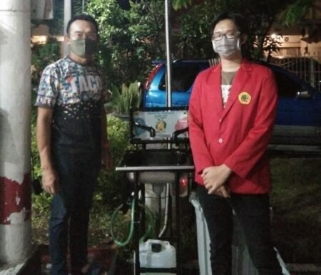 Kreatif, Mahasiswa Untag Buat Alat Cuci Tangan Otomatis