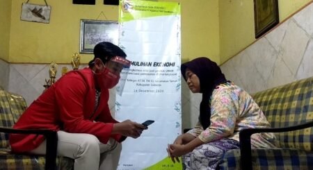Mahasiswa KKN Untag Bantu UMKM Kembangkan Pemasaran Produk Secara Online