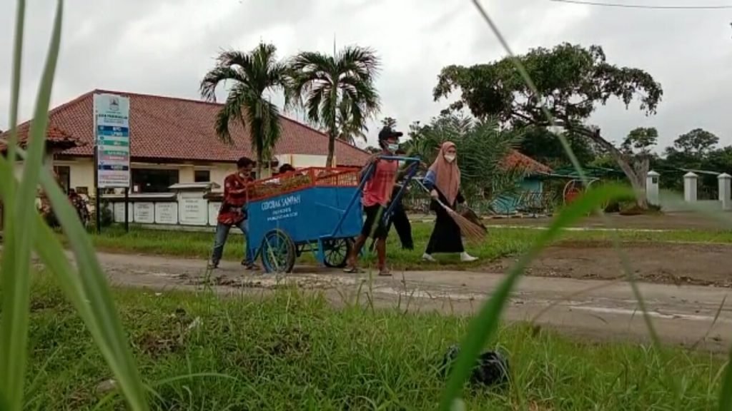 Mahasiswa UIN Walisongo Ajak Pemuda Peduli Lingkungan