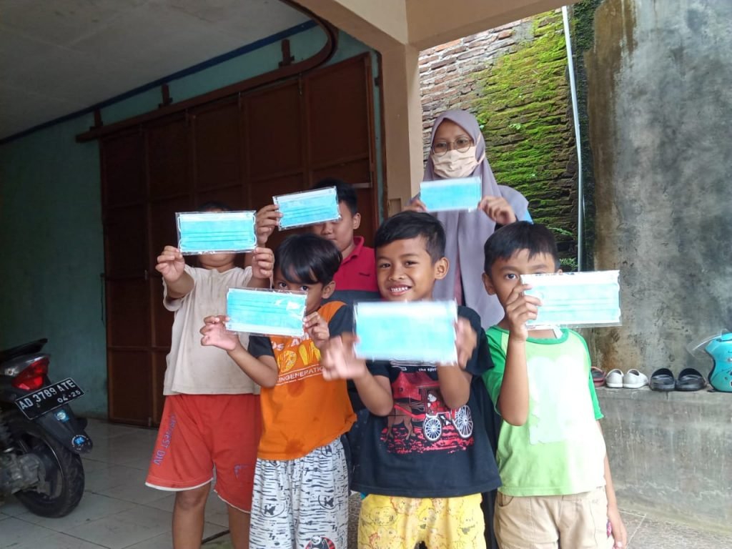 Tingkatkan Disiplin Prokes Melalui Aksi Sosial