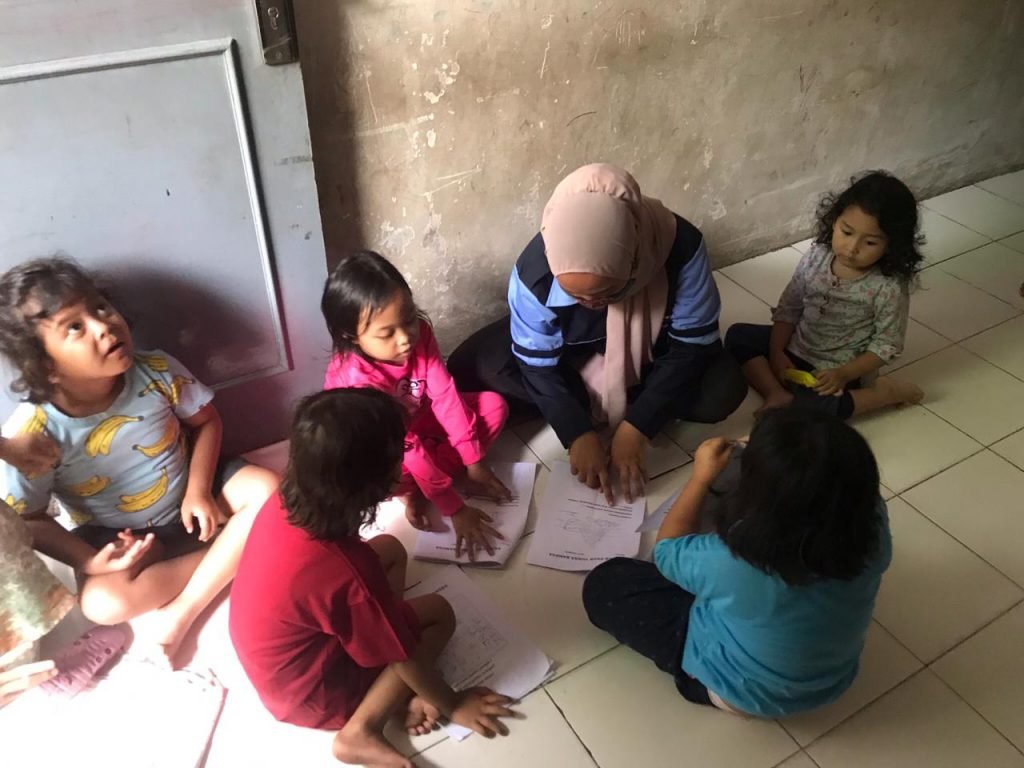 Alternatif Pendampingan Belajar Door to Door di Tengah Pandemi