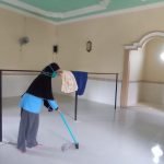 Peduli Covid’19, Mahasiswa KKN UIN Walisongo Bersihkan Sejumlah Tempat Ibadah