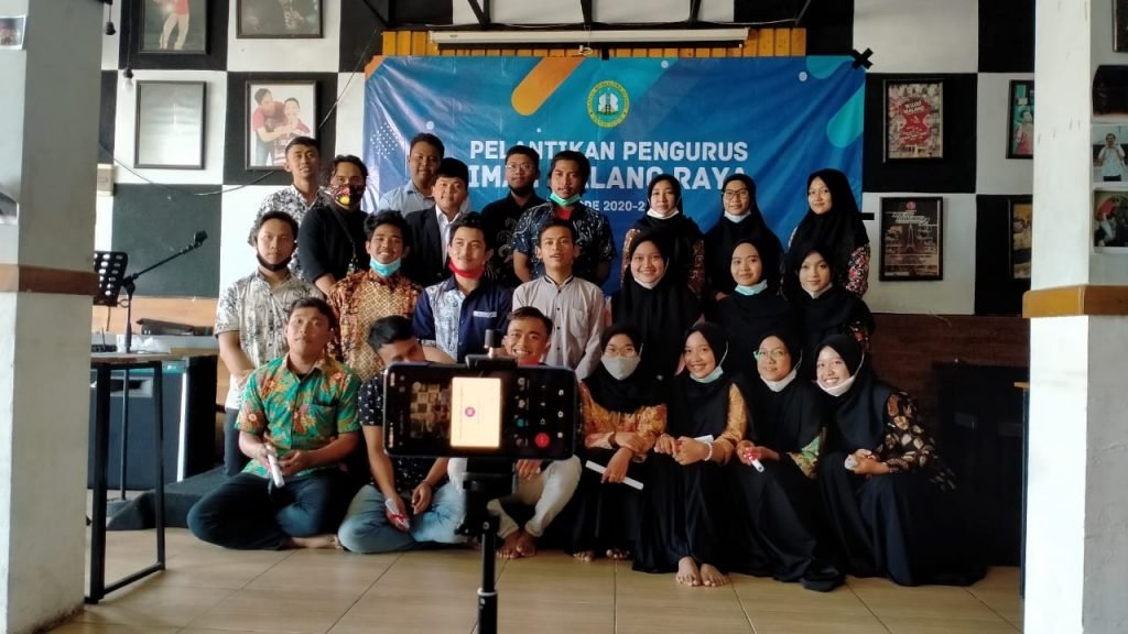 Jajaran Pengasuh Pondok Pesantren Nurul Jadid Warnai Pelantikan IMAN Malang Raya Ikatan Alumni Nurul Jadid (IMAN) Malang raya gelar pelantikan