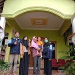 Mudahkan Wisatawan, Mahasiswa KKN Lakukan Pemasangan Arah Kiblat