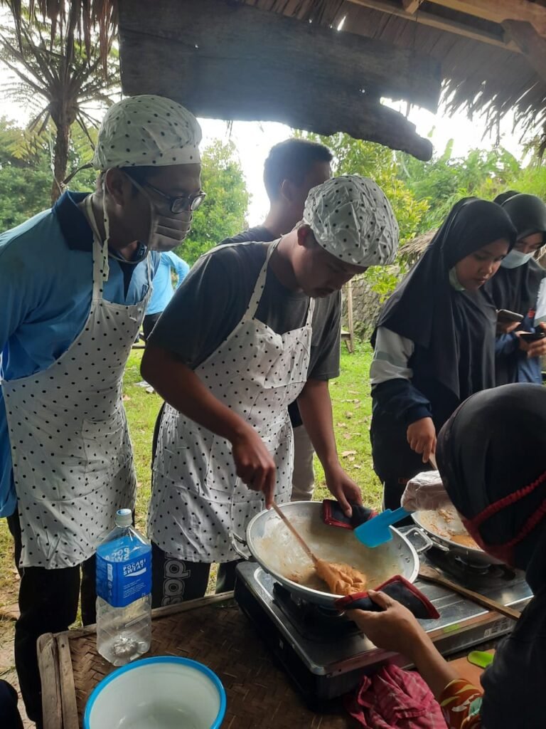 Permen Susu, Alternatif Tingkatkan UMKM Warga Pelatihan pembuatan permen susu