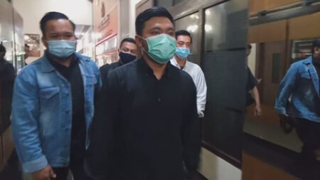 Fordamas Laporkan Video Settingan Gus Idris ke Polres Malang Fahmi Aziz saat melaporkan video settingan penembakan Gus Idris ke Polres Malang