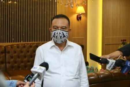 DPR Setujui Penggabungan Kemenristek ke Kemendikbud DPR Setujui Penggabungan Kemenristek ke Kemendikbud
