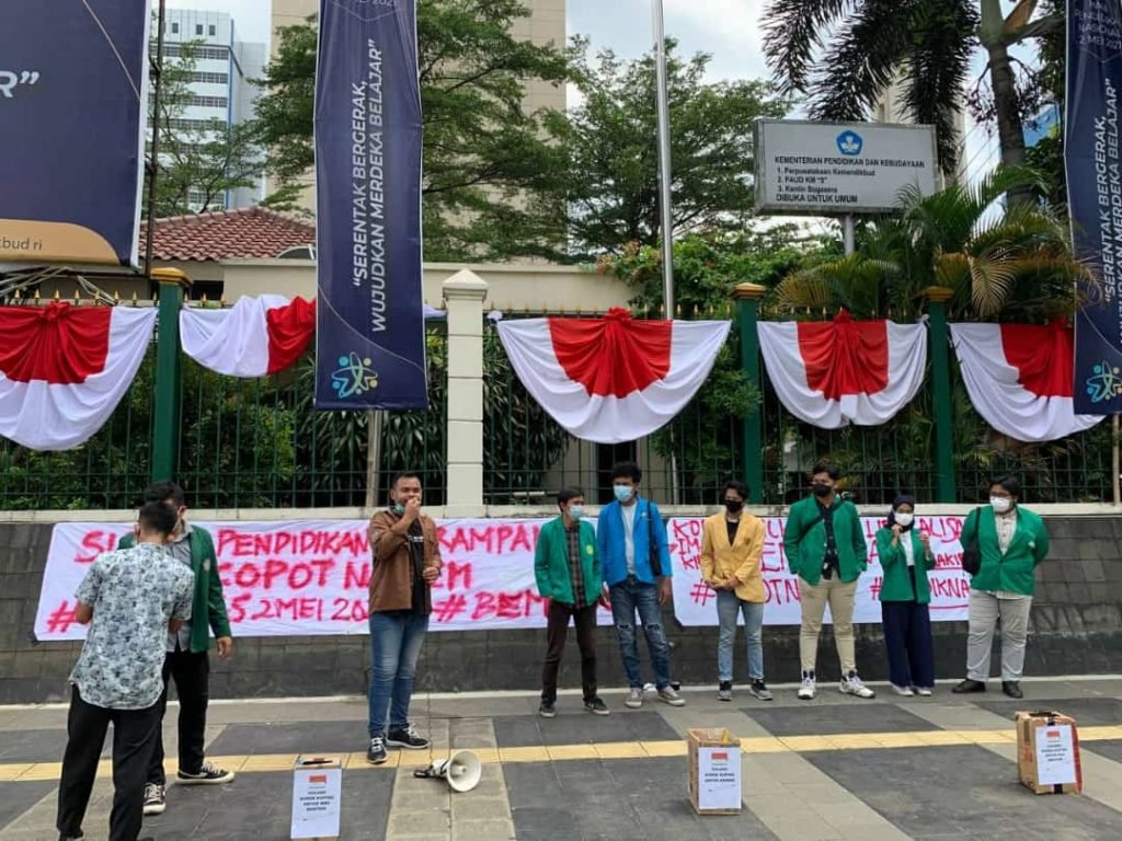 Peringati HARDIKNAS: BEM Nusantara & IMAKIPSI Minta Nadiem Dicopot BEM Nusantara dan IMAKIPSI