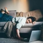 Waspada, Terlalu Lama di Rumah Menyebabkan Resiko Terkena Cabin Fever