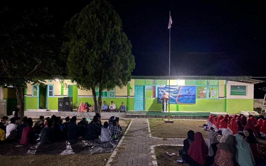 Setelah Laksanakan Lomba, BEM UNISMA Bagikan Piagam Peserta Terbaik Acara penyerahan penghargaan kepada peserta terbaik oleh bem unisma