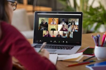 UNESA Beri Pelatihan Penyusunan Penilaian Blended Learning