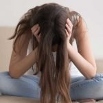 Cara Mengatasi Mood Swing saat PMS, Wanita Harus Memahami