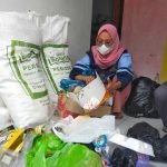 Potret Giat Mahasiswa UIN Walisongo di Bank Sampah Melati