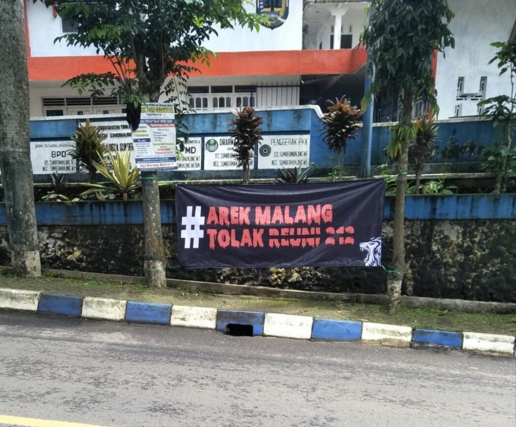 Spanduk Penolakan Reuni PA 212 Tersebar di Sejumlah Sudut Kabupaten Malang