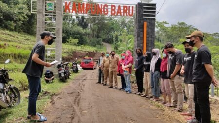 Kknt MBKM FH Unikama, Supporting Pengelolaan Lingkungan Hidup Penanaman Syzygium Oleina (Pucuk Merah) kknt unikama fakultas hukum