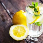 Manfaat Minum Air Lemon Hangat yang Jarang Diketahui