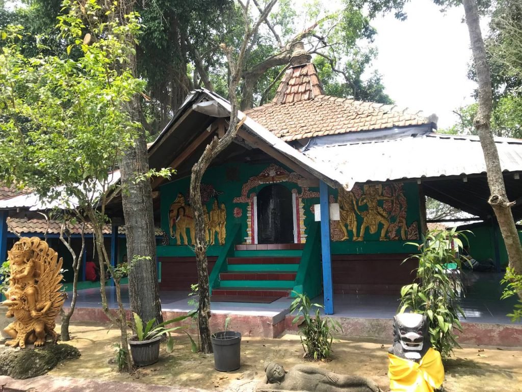 Mahasiswa PMM UMM Kenalkan Wisata Sejarah Kerajaan Majapahit Desa Panggih