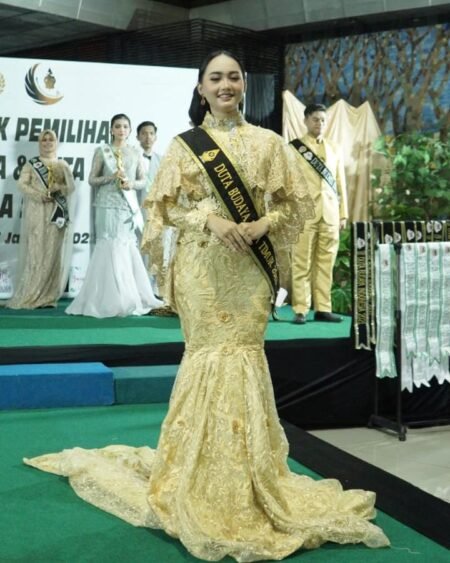 Potret Dwi Retno Puspitasari, Runner Up 1 Duta Budaya Indonesia Dwi Retno Puspitasari