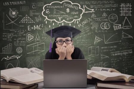 15 Jurusan yang Lulusannya Akan Selalu Dibutuhkan di Masa Depan Ilustrasi jurusan kuliah yang selalu dibutuhkan di dunia kerja / Forbes