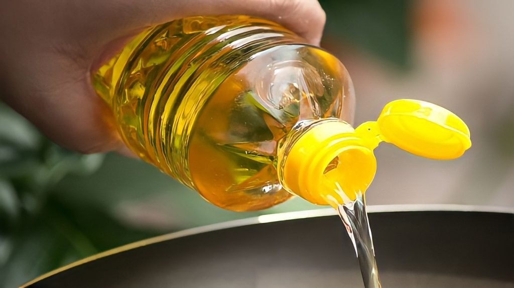 Update!, Harga Minyak Goreng 14.000/liter Berlaku Besok Ilustrasi harga minya murah / remeni