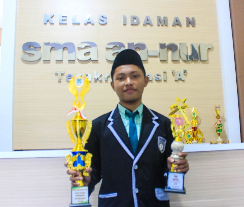Zidan, Siswa SMA An Nur Penakluk Kompetisi Tingkat Nasional Muhammad Zidan Amirul Basysyari siswa SMA An Nur Bululawang