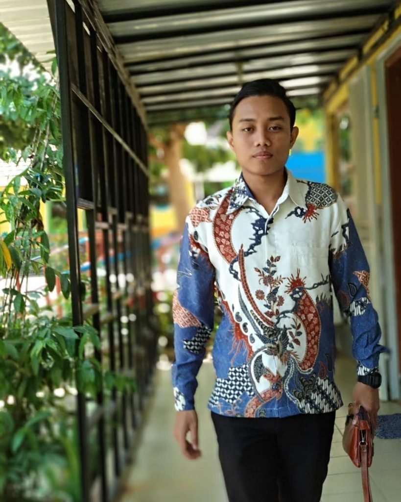 Kelangkaan Minyak Goreng, Pemerintah Harus Cepat Kendalikan Harga Dan Kuasai Distribusinya Potret MOH. BADRUL BARI, Penulis merupakan Akademisi dan praktisi Media opini yang dituangkan sepenunya menjadi tanggung jawab penulis